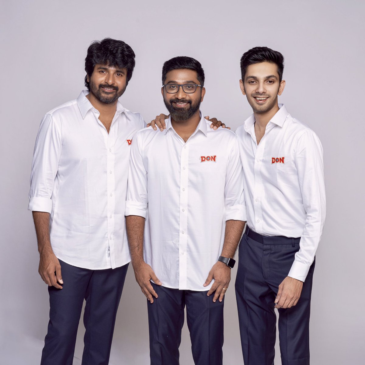Anirudh_FP's tweet photo. Few pics clicked for the #DonSuccessMeet photoshoot! 👌🏻
@SKProdOffl @anirudhofficial @Siva_Kartikeyan @Dir_Cibi https://t.co/JLHcuNWjYT