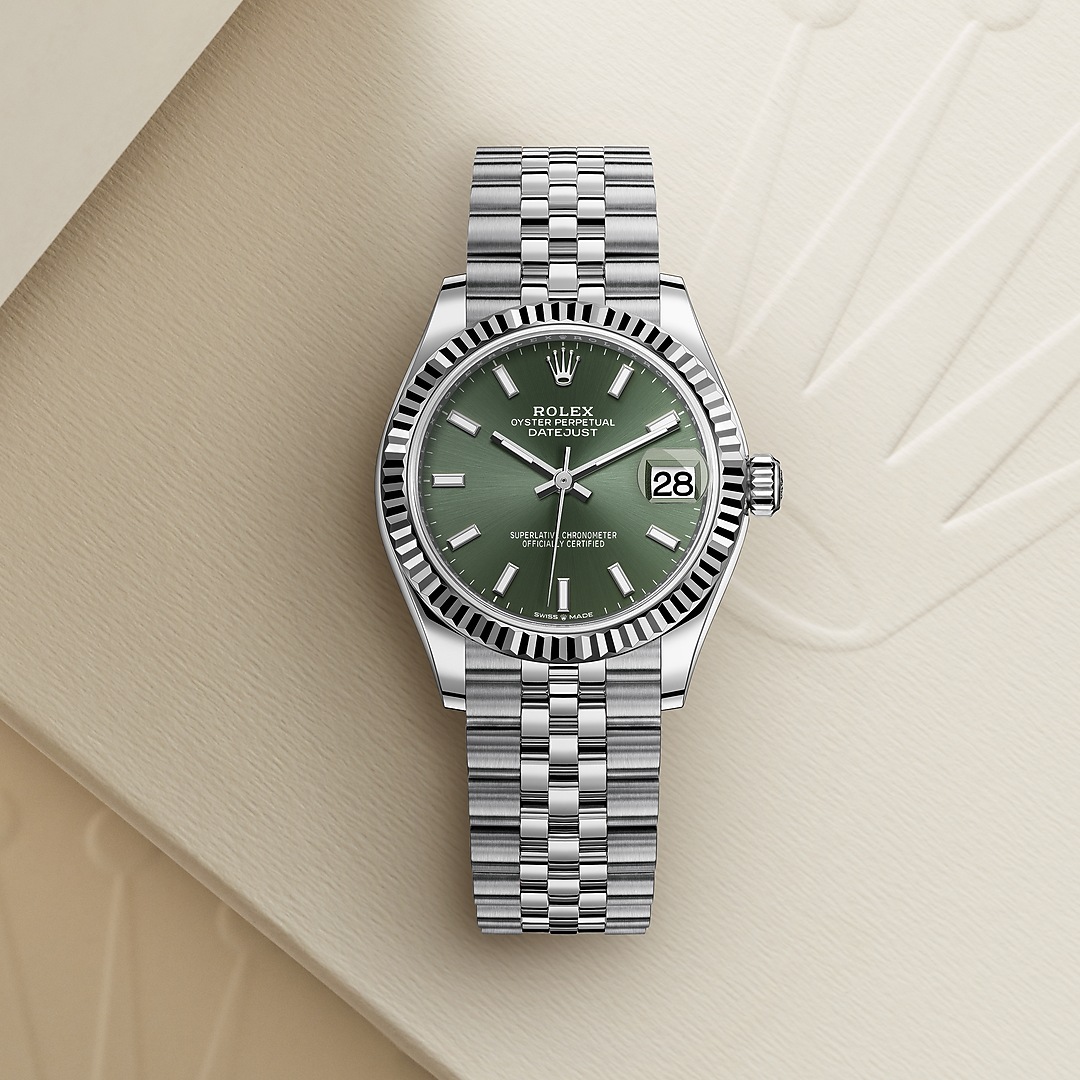 BBDiamonds's tweet photo. The classic watch of reference.

The @ROLEX Datejust 31 in Oystersteel and white gold, 31 mm case, mint green dial,  a Jubilee bracelet.

Dive into the Datejust collection online at https://t.co/7PV6oVdI6b or call us on 01234 630821 to book your appointment.

#Rolex #Datejust https://t.co/t3Ow7klU2D