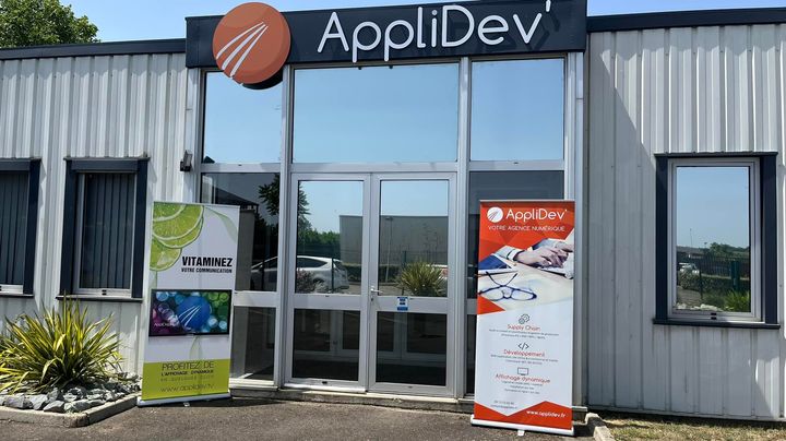 AppliDev' tweet media