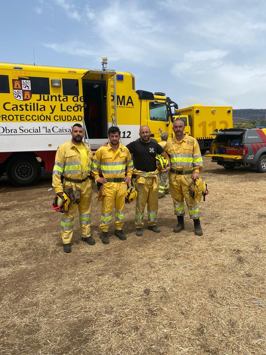 BbffCantabria's tweet photo. Algunos de los "nuestros", listos para entrar en servicio. Mucha suerte, calma, prudencia y seguridad ante todo. https://t.co/zO45Icp1sf
