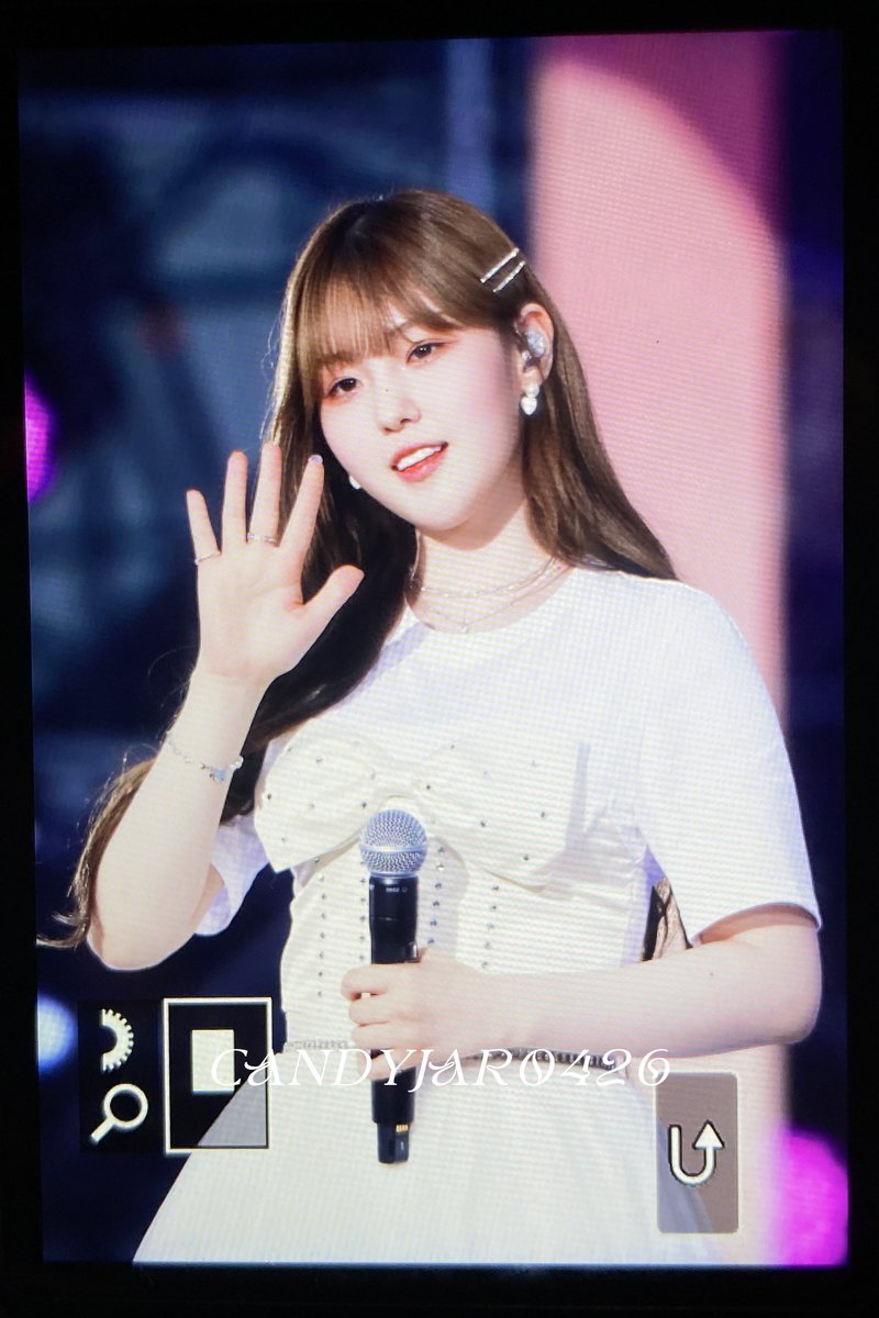 220618 preview
#김채현 #KIMCHAEHYUN #케플러 #KEP1ER