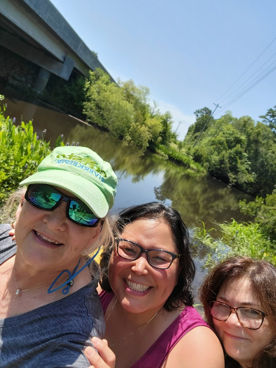 sarahjaswim's tweet image. Having so much fun with my sistas @Sheugs @diane_serralta 
Here we are launching Sheugs on the Ashley River. 
Boy is it hot
#mpc2022 
@MyPeakChallenge @MPCFitlanders @KentuckyPeakers @PghPeakers @IsraelPeakers @barbaramills1 @LaurelSchuett @pjl24 @10MinDQ @MelissaKayR9 @EsmeYona