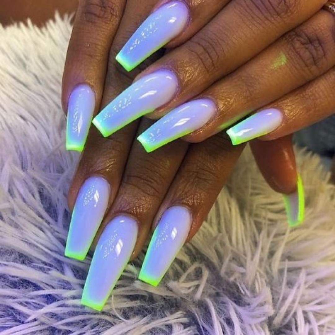 The only time a woman is helpless is when her nails are drying 💅🏾 #nails #nailart #saturdayvibes #wnhs #Taliahwaajidbrand