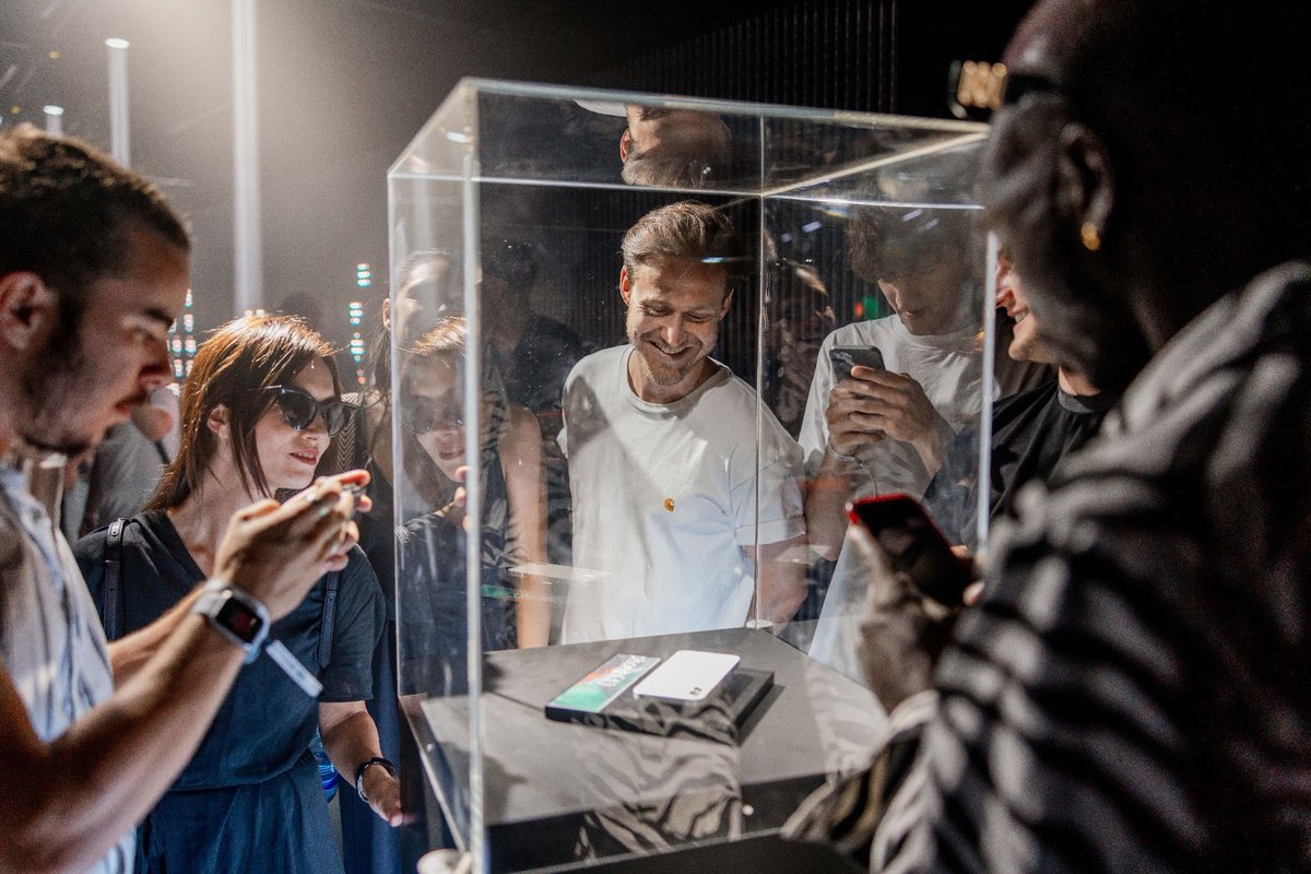 getpeid's tweet photo. Art Basel felt like the right place for us to showcase the phone (1) irl, so we decided to throw a little party there... https://t.co/NBbjXnT4iU