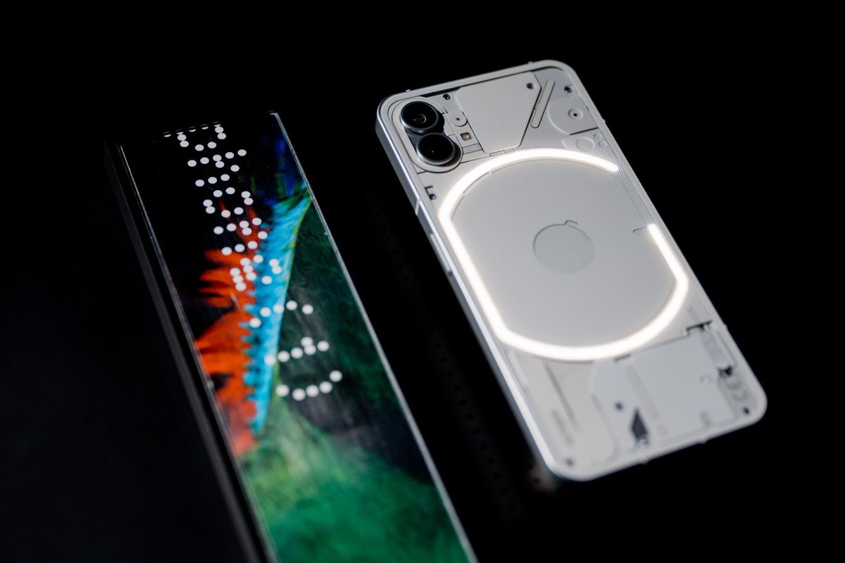 getpeid's tweet photo. Art Basel felt like the right place for us to showcase the phone (1) irl, so we decided to throw a little party there... https://t.co/NBbjXnT4iU