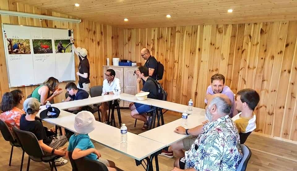 UDSP14's tweet photo. #Solidarité I 🐒 Première sortie pour la commission #Com_Di_Pomom au Zoo de @LeparcdesFelins 🦓🦒🐘  avec le président  @UDSP14 - Atelier découverte au nourrissage des animaux du parc par les enfants encadrés par 2 intervenants #RSVA 👍🏼 Merci aux organisateurs de cette journée 🌞 https://t.co/glYjr6Fa8q