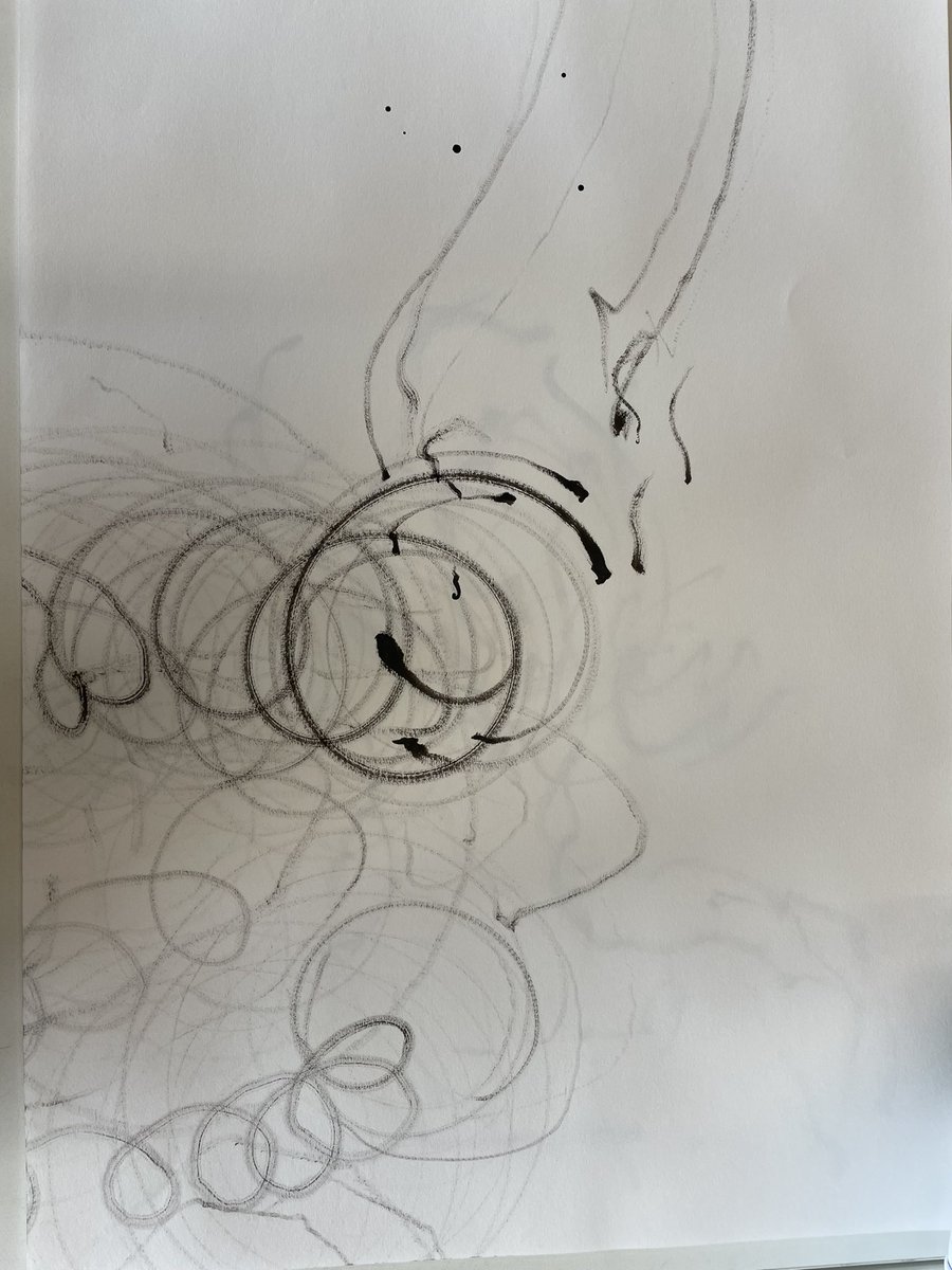 neep_art's tweet photo. First time using the drawing machine. I dipped the brushes in ink and let it spin around for a bit https://t.co/qhmcJr0Ad2