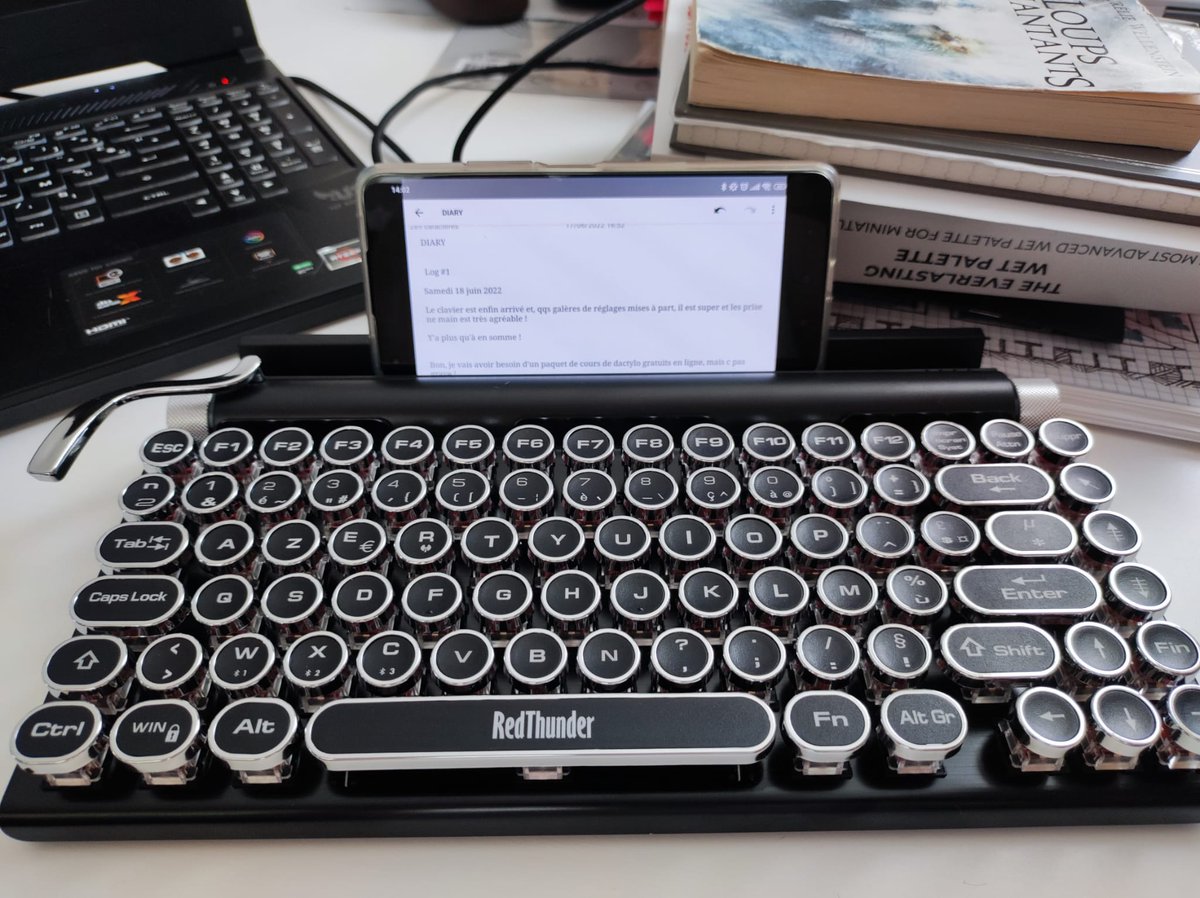 Tricaurelie's tweet photo. Thank you @cavanscott for mentioning your @getfreewrite in several posts, it inspired me to hunt for my own no-distraction setup to get back on track with my writing!
Now I can combine this gorgeous #mechanicalkeyboard by RedThunder with the #WriterPlus app and it works wonders! https://t.co/OEMMAKCZHJ