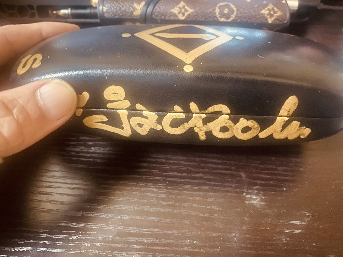 shoichiqueco's tweet photo. そんな #Jackpool も日常的に使う物にこれでもかとタギングしてあるので一部を公開😁
あと、先程この【Jackpool転換期】を節目記念として、公式LINEで待ち受けプレゼントを送ったのですが、 (無料 @ sho1line 又は @ 759ybkvr)
それと別Ver'の2枚投下( っ'-')📲
お気に召したら使ってやってください笑 https://t.co/31j95uG8dk