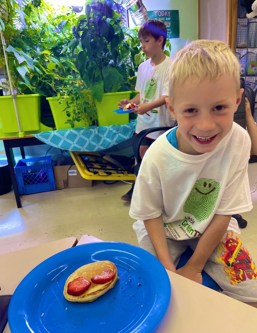 MsOickle's tweet photo. Pancakes anyone? @bpprimary @NLESDCA https://t.co/fjBC7KVeHl
