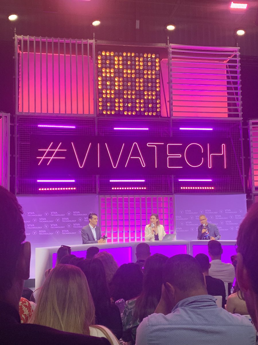 Cartoonbase tweet media