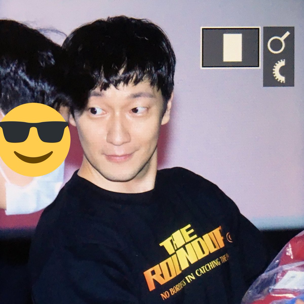 ff44127928's tweet photo. 우리 아조씨 눈 커요~~~ https://t.co/2dKBld0jVT