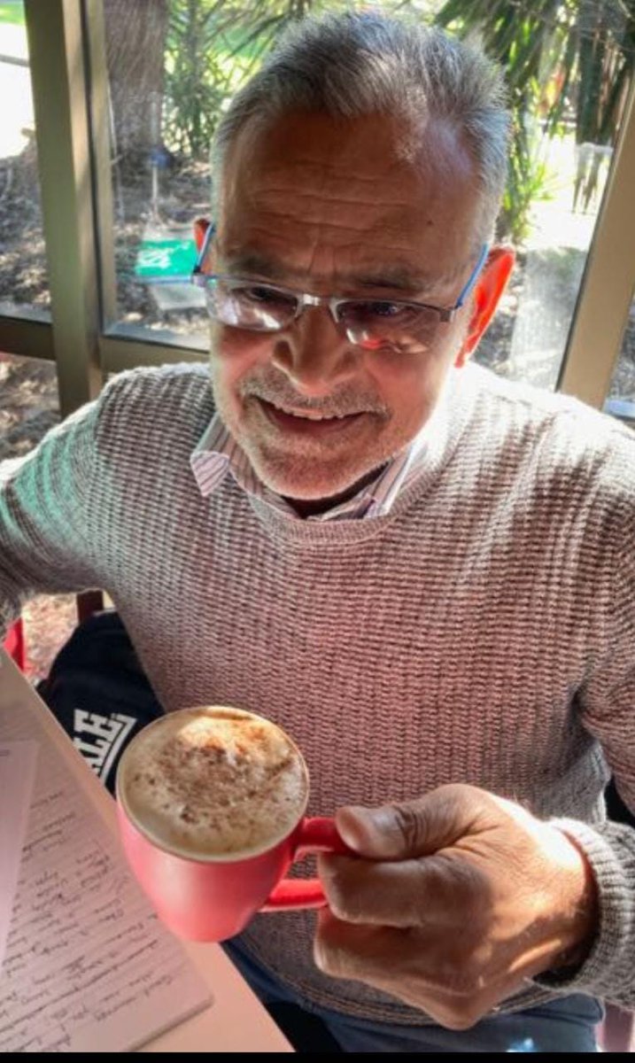 DeepalTrevedie's tweet image. This is #Abbas Bhai, whom PM @narendramodi mentioned in his blog today. Abbasbhai has  retired from Gujarat govt s food and civil supplies department and lives in #Sidney #Australia with his family. PM Modi recalled him in his blog that he wrote on his mother's 100th birthday.