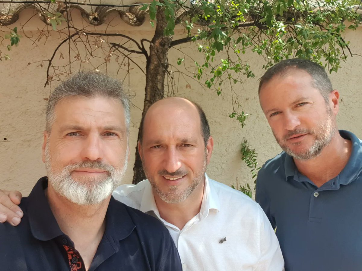 icasas69's tweet photo. Avui a l'acte de presa de possessió com a alcalde de #torrellesdellobregat de l'amic i company @EduardGarciaRi. Molta sort i tots els encerts en aquest nou repte!! #SeguimJunts
💪💪
@mercespi 
@IsidreSierra 
@jordiboucompte 
@XavierAmate 
@jrcasals https://t.co/dy16PJux9U