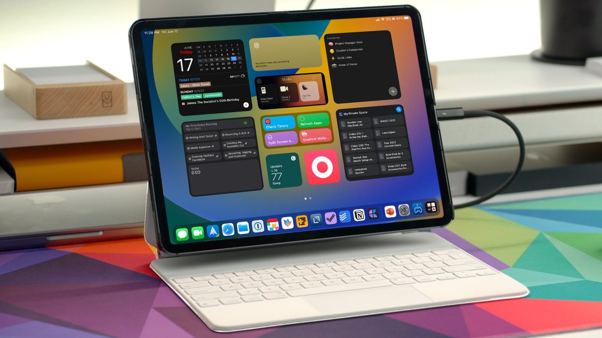 caputo's tweet image. It’s time for a NEW VIDEO!📹

10 New iPadOS 16 Productivity Features You NEED to See!

youtu.be/w-4rAjMWaEc