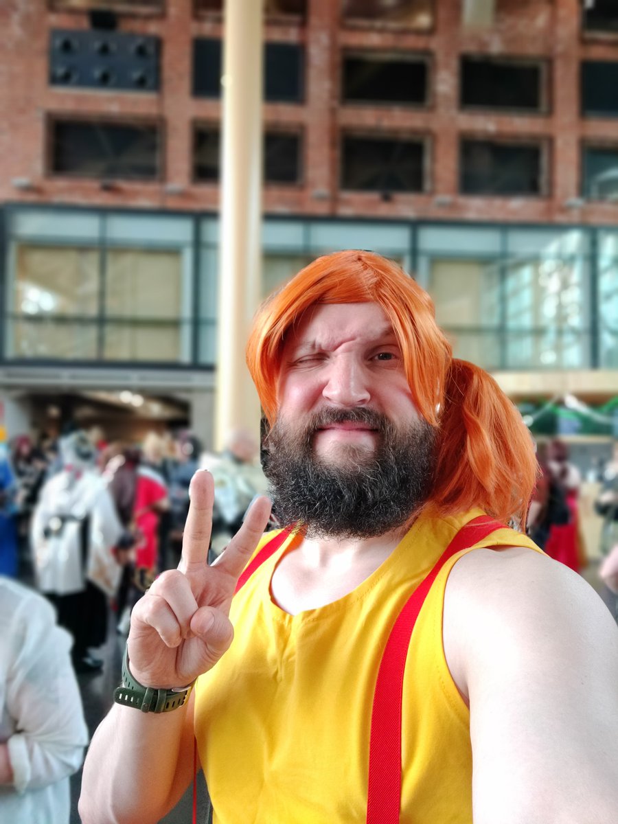 Dat_Sync's tweet photo. @ElffiCosplay https://t.co/CkeKXo46qm
