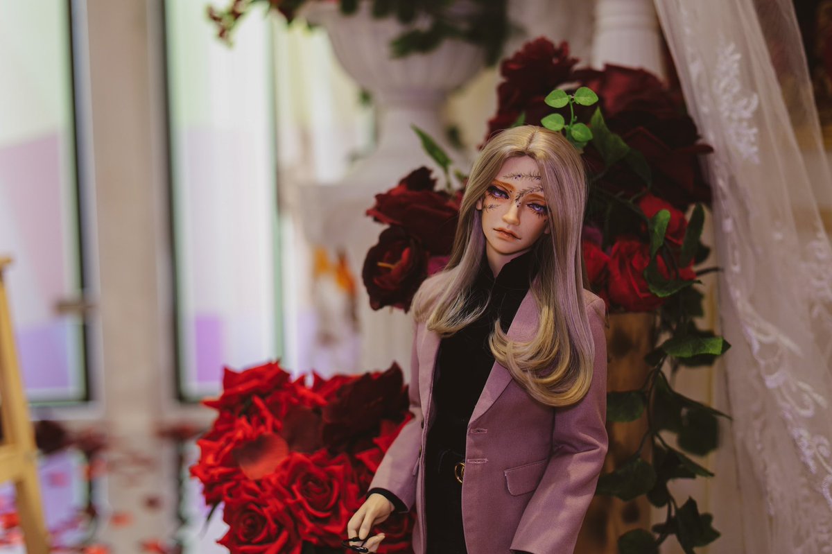 violachang0987's tweet photo. 玩具計畫第167天:
摩耶到底是股票名師?抑或等結婚的樹妖?
—
今天復健好像不能算成功,喜歡四分&覺得他頭好大😂
交作業之ㄤ檔成功的一天!
#bjd #dollswitch #fromswitch #switchdoll #球体关节人形 #스위치인형 #스위치돌 #inmtcmaya #inmtc https://t.co/3LVk7KJ71T