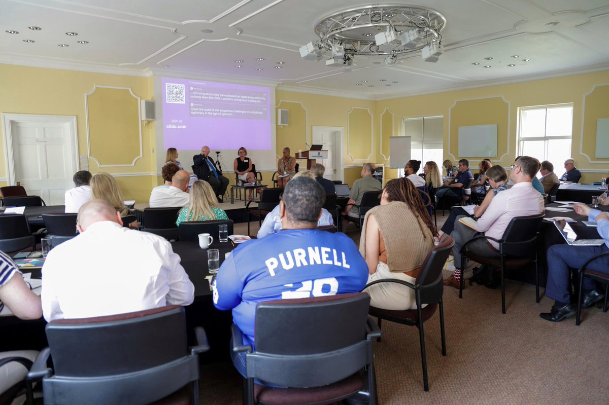 CumberlandLodge's tweet photo. Thanks to @Maggie_Blyth, @DeputyMayorPCWY, Prof. Vassilios Papalois, @BarristerAbi, @GP_DCCBlakeman, Kate West of the Gypsy Roma Traveller Police Association, @MaryjaneFurniss & DS Paula Bickerdike - a morning of interesting discussions including policing diversity. #clPolice https://t.co/nIahzy7ntQ