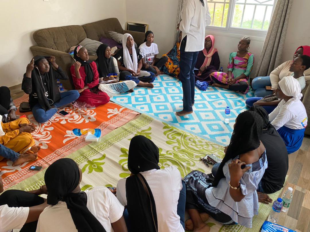 WomenInLiberat1's tweet photo. We continue with the #TRRC recommendation on raising awareness of #SGBV within Gambian society. 

This weekend w’r engaging 20 young women between the ages of 16-20 in our safe space to share information on #SRHR, #WomensRights &amp; #TRRCRecommendations 🙏@SitesConscience @GIJTR https://t.co/sjNoOj5vbX