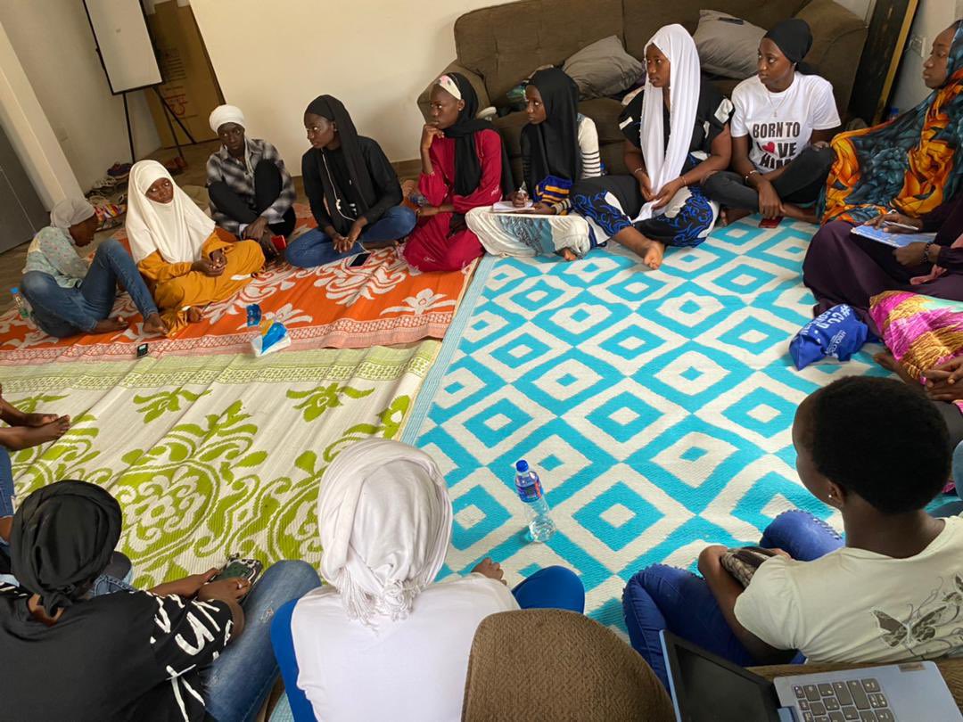 WomenInLiberat1's tweet photo. We continue with the #TRRC recommendation on raising awareness of #SGBV within Gambian society. 

This weekend w’r engaging 20 young women between the ages of 16-20 in our safe space to share information on #SRHR, #WomensRights &amp; #TRRCRecommendations 🙏@SitesConscience @GIJTR https://t.co/sjNoOj5vbX