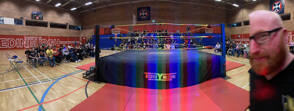 MrKwakuAdjei's tweet photo. Well I tried to get a panoramic photo of the @DiscoWrestling arena. After 3 failed attempts you can just have this… #DiscoDerby https://t.co/ilkgnpCnPS