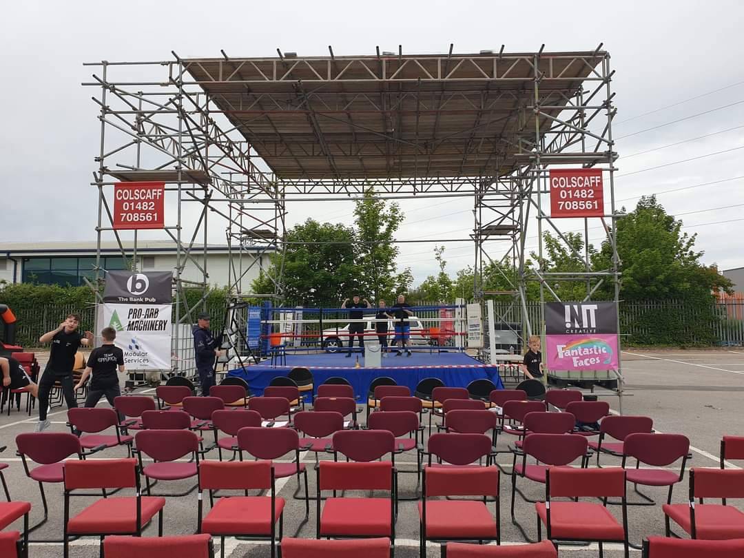 HullCityLFC's tweet photo. Good luck to all the fighters fighting on today's show at the Copperbox at k3 on Clough Road! 🥊
16 bouts, starts at 3.30PM! 🥊💥
#HullBoxing https://t.co/fitrVrC9JU