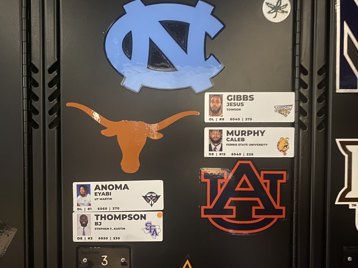 JimNagyOU's tweet photo. #SmallSchoolSaturday Vol. 3
This week @seniorbowl features D-line crew of former Baylor DE w/ 11’ BJ (Thompson), former top-5 overall recruit &amp; Alabama transfer (@TherealEyabi), finalist for D-II POY (Murphy), and athletic S. Carolina transfer (Gibbs).
#TheDraftStartsInMOBILE™️ https://t.co/tuEgmzfr8E