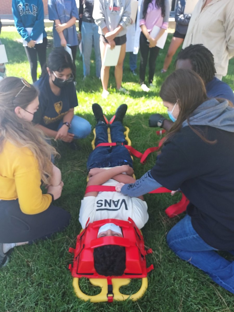 davidpintado727's tweet photo. 2022 Diablo Valley College Health Care Careers Summer Academy was awesome!! https://t.co/bmly4PxUVY
