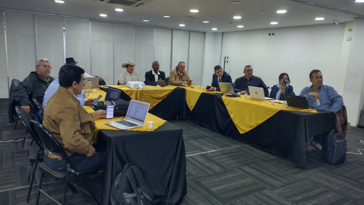 PFendidoc's tweet photo. Culminó Junta Nacional @PFendidoc con definición marco programático operativo para fortalecimiento nacional, relacionamiento intersindical, actualización estatutaria y de gestión respaldo representación nacional en actual coyuntura
Unidad en el propósito, defensa del estamento !! https://t.co/vDKEdml8V6