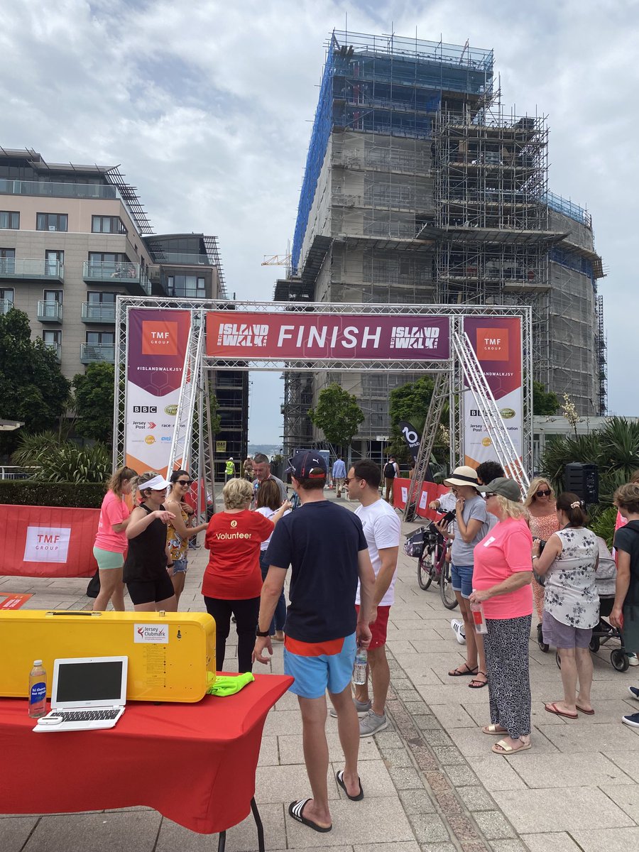 Fair play to all those who have completed the ⁦<a href="/islandwalkjsy/">islandwalkjersey</a>⁩ today. The conditions are brutal. Spoke to one participant who started at 03.00 and told me their shirt was drenched after 1/2 hour!