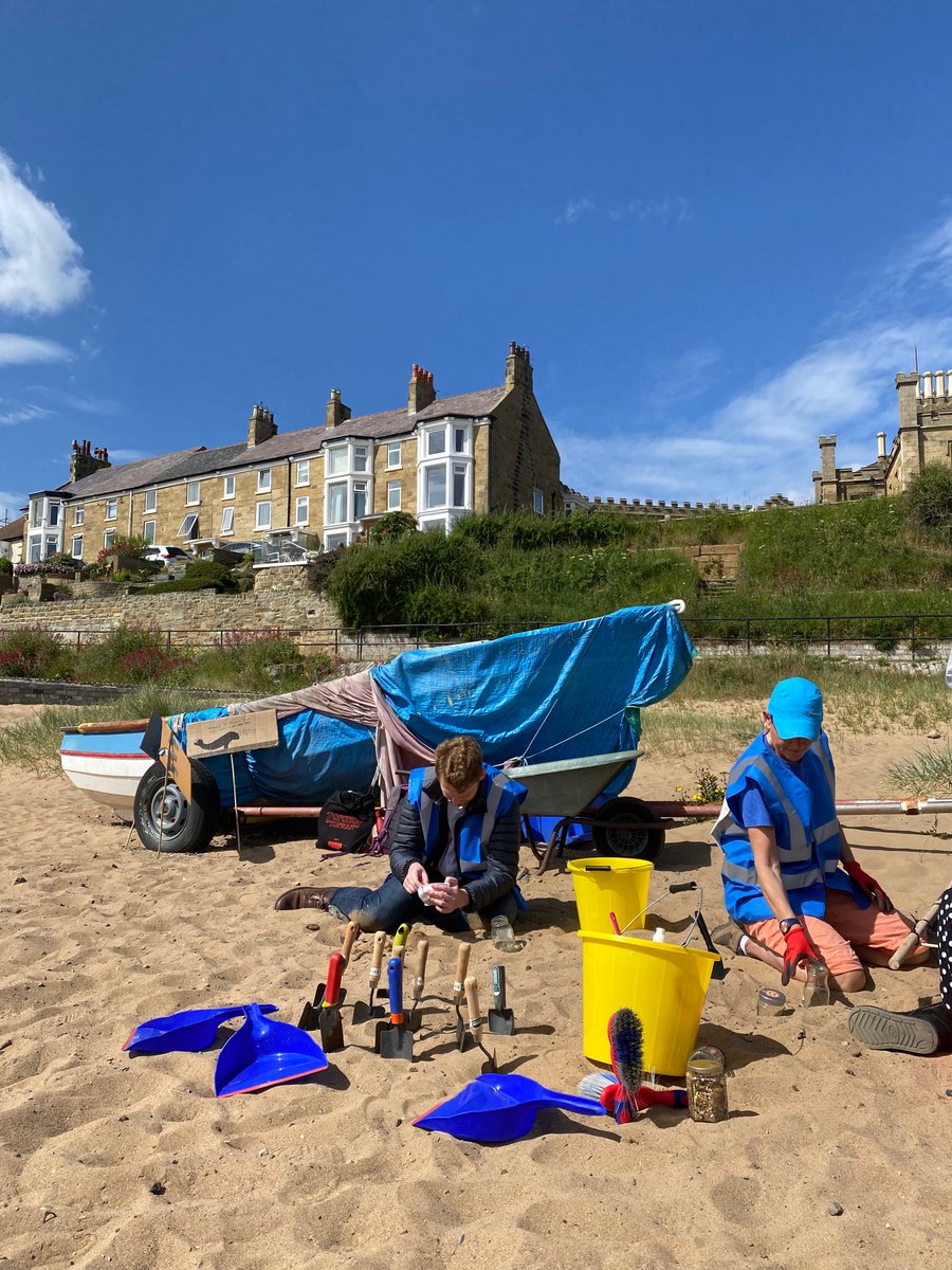annaturley's tweet photo. Great ☀️ morning out on the beach supporting @LitterMarske #flushmob campaign to highlight the impact of wipes & microplastics on our seals 🦭 and sealife 🦀 with @teeswildlife & @NorthumbrianH2O. Sieved for plastic ‘nurdles’ & built a sand seal! https://t.co/1g0zXXjytV