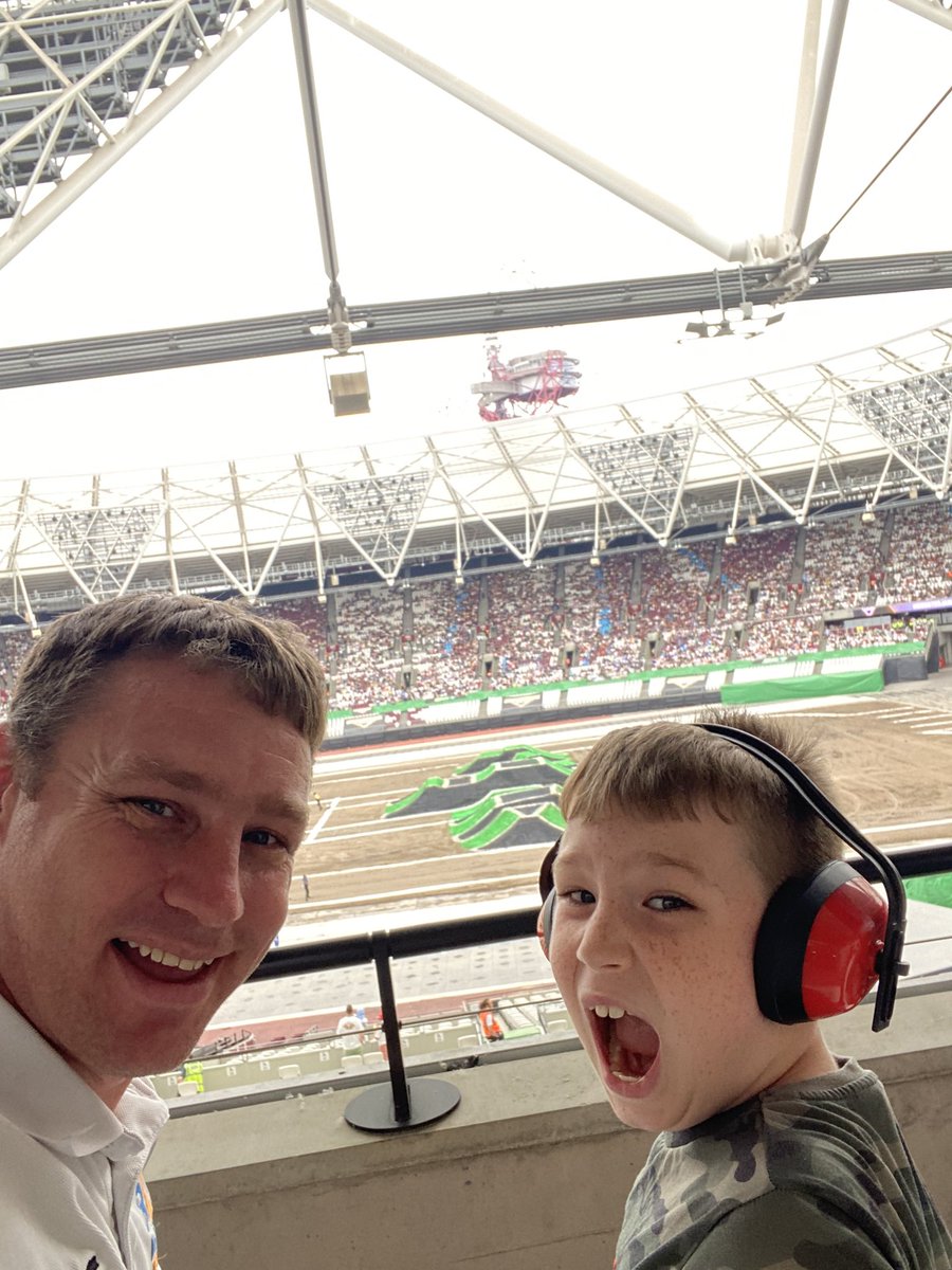 shaynebounds1's tweet photo. #monsterjam London stadium 2022 https://t.co/Bv26dEDref