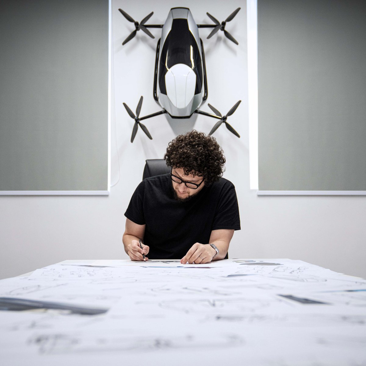 ARIDGE_Official's tweet photo. The secret of getting ahead is getting started. On the road to innovation, we are designing what's never been done before.
#XPENGAEROHT #CarStudio #CarExteriorDesign #CarDesign https://t.co/atznjAbu2I