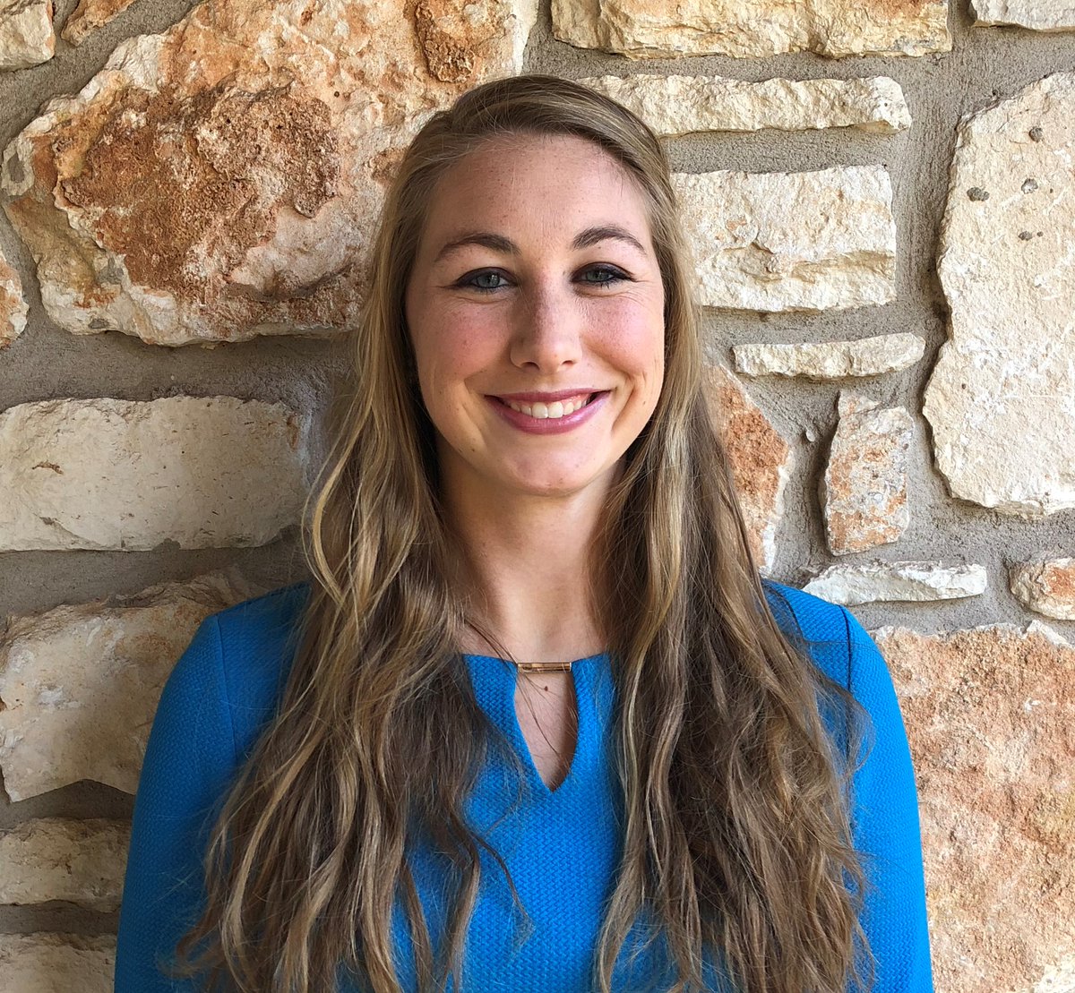 Happy 4th work anniversary to Lauren Steele!    We are very lucky to work with you and have you as a PT at Sullivan Physical Therapy!