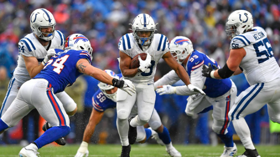 EricNMoody's tweet photo. You never win your fantasy football league because you don't pay attention to the right stats.

These 26 stats will help you win this year. 🧵 https://t.co/BhAwjOv04p