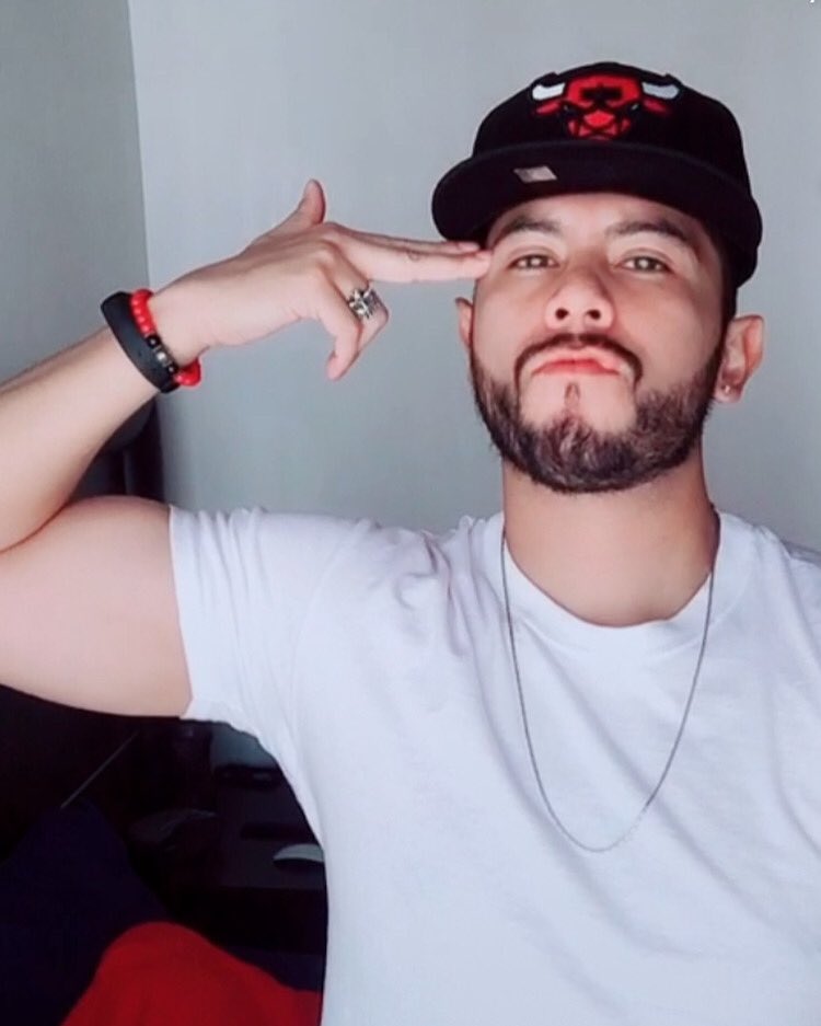 vanpatto1's tweet photo. S A T U R D A Y🎧 Black Eyed Peas, Shakira & David Guetta - DON’T YOU WORRY🎧 #sientelobebe #ayayay #aypapantlatushijosvuelan #ahperro #SaturdayMorning https://t.co/cSwe0pt239