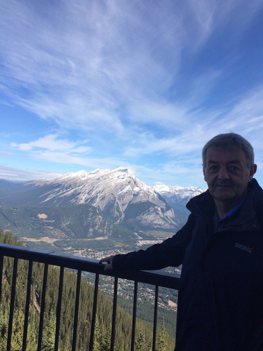 F2MMR's tweet photo. @DANIELJAMESREC @LewisHamilton @SophieEvans @theufcbaddy @_DanielRyan @MichaelStarke57 @JasonManford @CarltonPalmer @Vicky_McClure @BeccaBarry @SHAQ I know exactly how you feel mate. Miss him all day every single day! #thisismydad ❤️ https://t.co/KlWidu6fhr