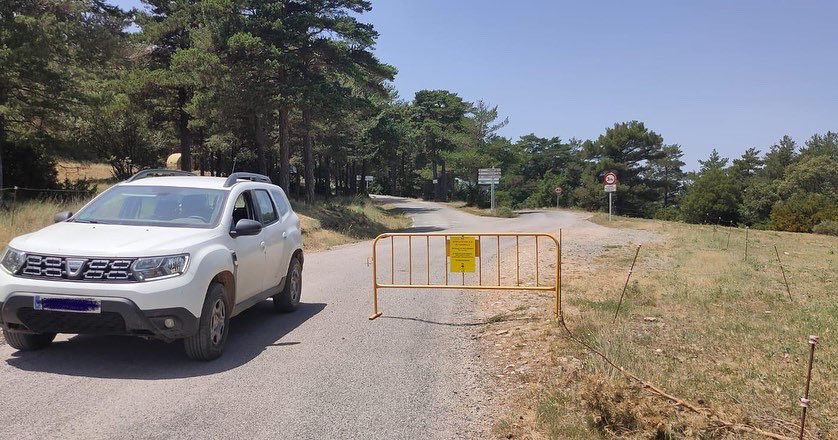 CCSolsones's tweet photo. ❌L’Ajuntament de Lladurs tanca els accessos a la ribera Salada❌
❌Ordena el tancament perimetral de la Ribera Salada, prohibir el bany en tot el tram de la Ribera Salada, fins a nou avís i l’encesa de fogueres i altre artefacte que contingui foc.

#solsonès https://t.co/xRPvjAVgq6