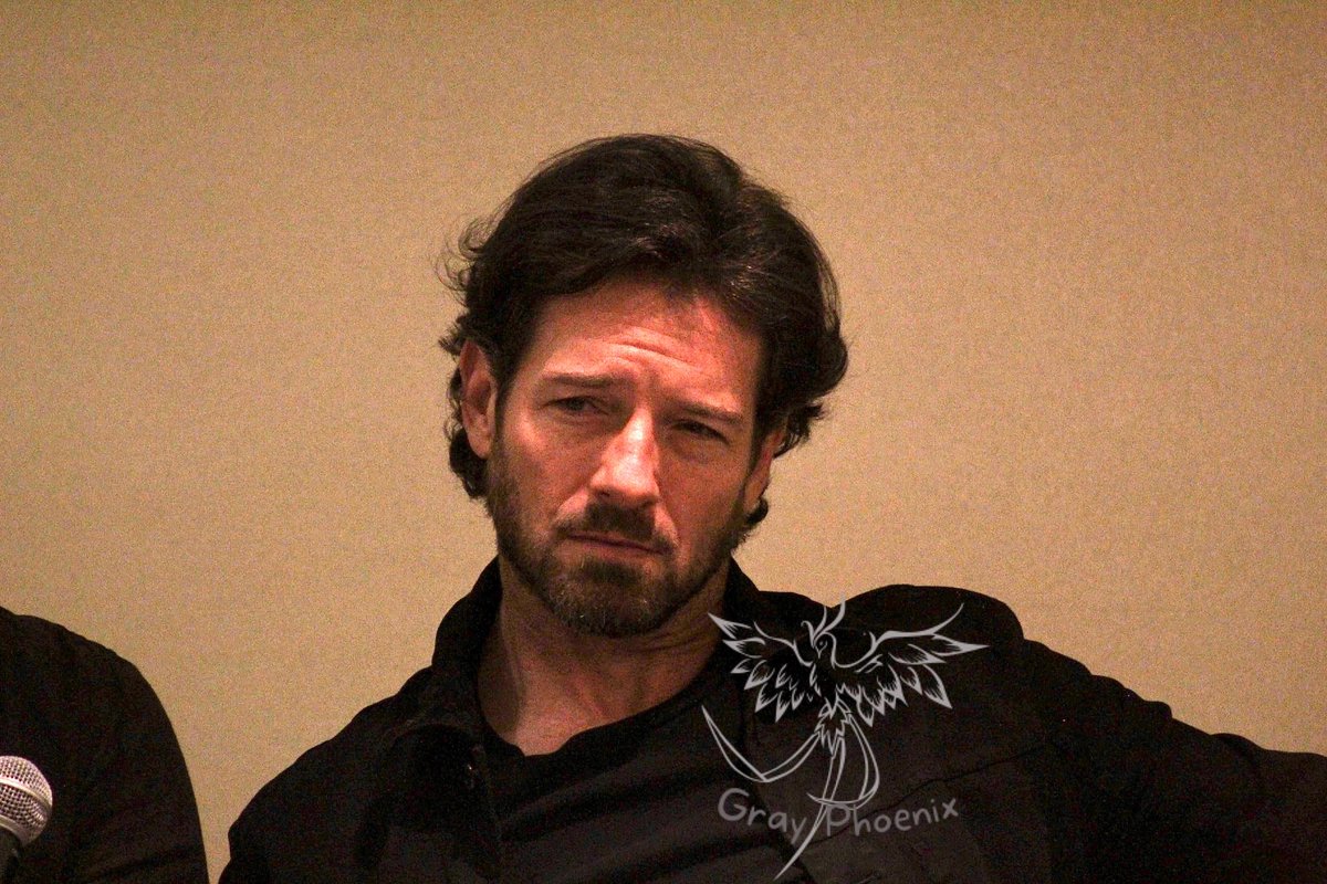 dgray3994's tweet photo. How I’m looking at Saturday… narrow eyed and untrusting. (Not him, just me) #ianbohen #howlercon #howlerreunion2022 #grayphoenix #grayphoenixphotography https://t.co/7CMU7ca3d0