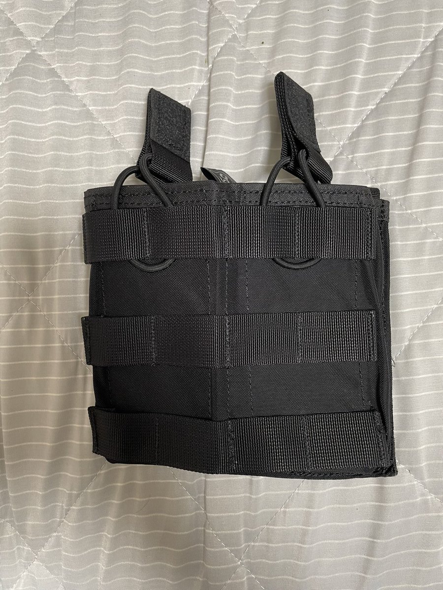 tsukakichi_ch's tweet image. 明日の準備完了(^^)
因みにロシア実物のマガジンポーチ3種、持ってってみよ。
つかきちはAK持ってないので、欲しい方に適価で譲ろうかと思ってます💦

#sso 
#sposn
#wartech