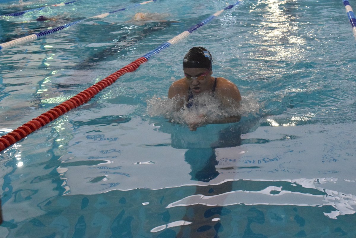 ClubRegatasCtes's tweet photo. #CRC | En nuestra pileta climatizada se está llevando a cabo el Torneo de #Natación "Día de la Bandera", con la presencia de clubes de Misiones, Chaco, Formosa, Santa Fe y Corrientes 💙
#MiClubMiCasa #VamosRegatas👻 https://t.co/96b0dimo9L