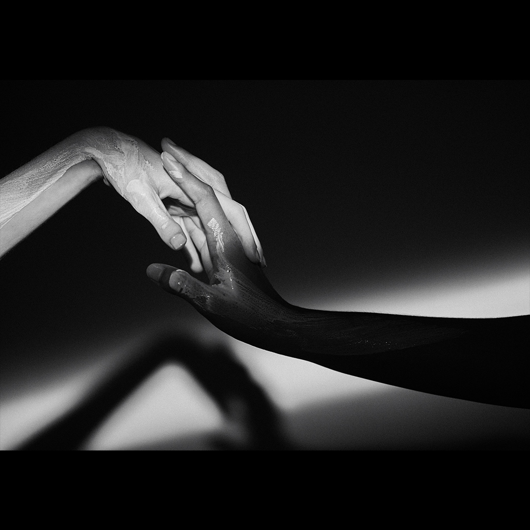 A skincare photograph I made for Elle Serbia in 2020