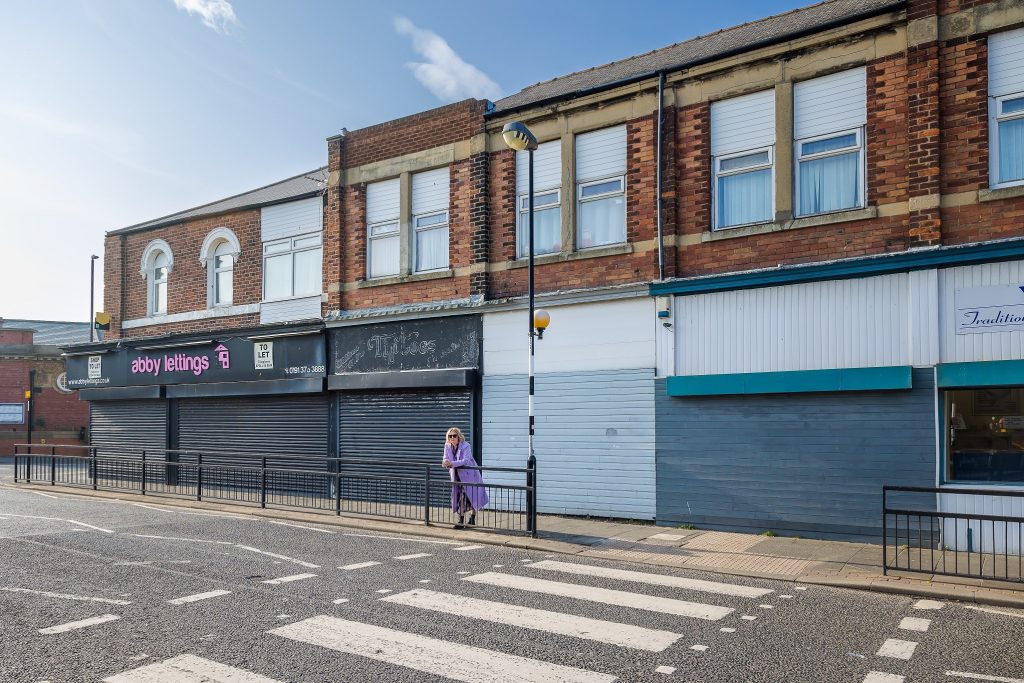 Drapers's tweet photo. Five high streets across England will join north London’s Wood Green and Kilburn High Road in piloting the Community Improvement Districts (CID) initiative, in a bid to help local communities return to pre-pandemic trade levels. https://t.co/ENuNyNVjz6

#highstreets #retailnews https://t.co/ee31TpbTmR