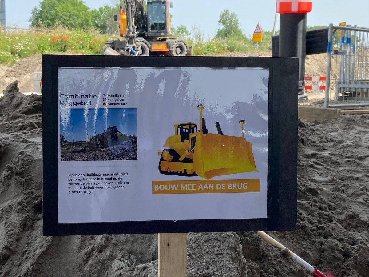 BouwendNL's tweet photo. Het project N307 Roggebot-Kampen blijft toch een gaaf project! Hiermee blijft de regio bereikbaar en veilig. Dank dat we mochten rondkijken @MobilisTBIinfra, @vGelderGroep en @HerikSliedrecht. 👇 #dagvandebouw #debouwmaakthet https://t.co/oZt7t4HnOE