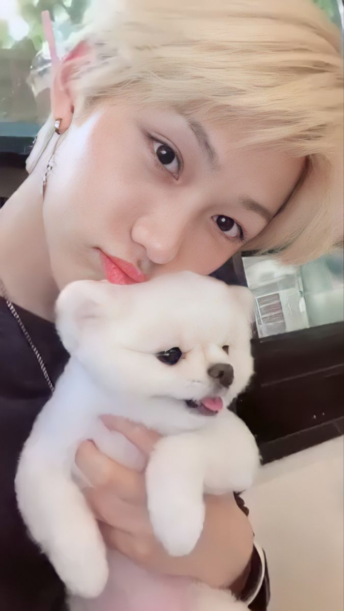 GOOD EVE TL! MISS NYO BA AKO?