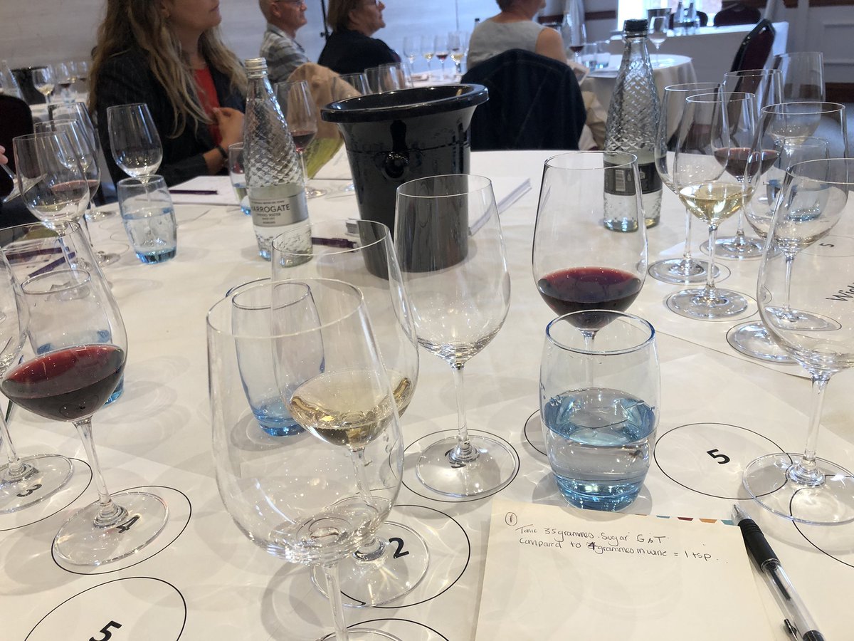 Very interesting English Wine Extravganza presented by Wickhams in Exeter. Enjoyable Masterclass hosted by Susy Atkins.#wine  #pinotnoir #chardonnay