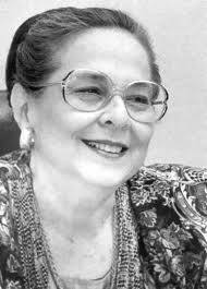 MINSAPCuba's tweet photo. A 15 años de la partida física de #VilmaPorSiempre la seguimos recordando como la mujer   excepcional, comprensiva, sensible, exigente, intransigente con la injusticia y lo mal hecho, que nos legó firmes principios revolucionarios y de justicia social. 

#CubaPorLaPaz 🇨🇺🕊️ https://t.co/pjpXYj7CvV