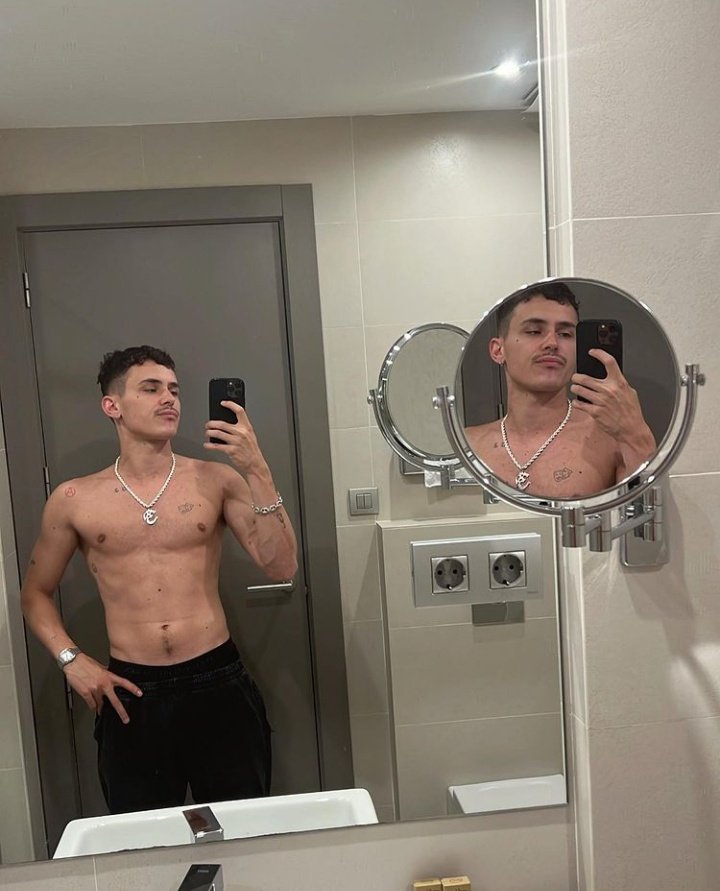 PASSION4TEBOY's tweet photo. si tu novio no te mama el culo, pa' eso que no mame https://t.co/OZPUFEte1m