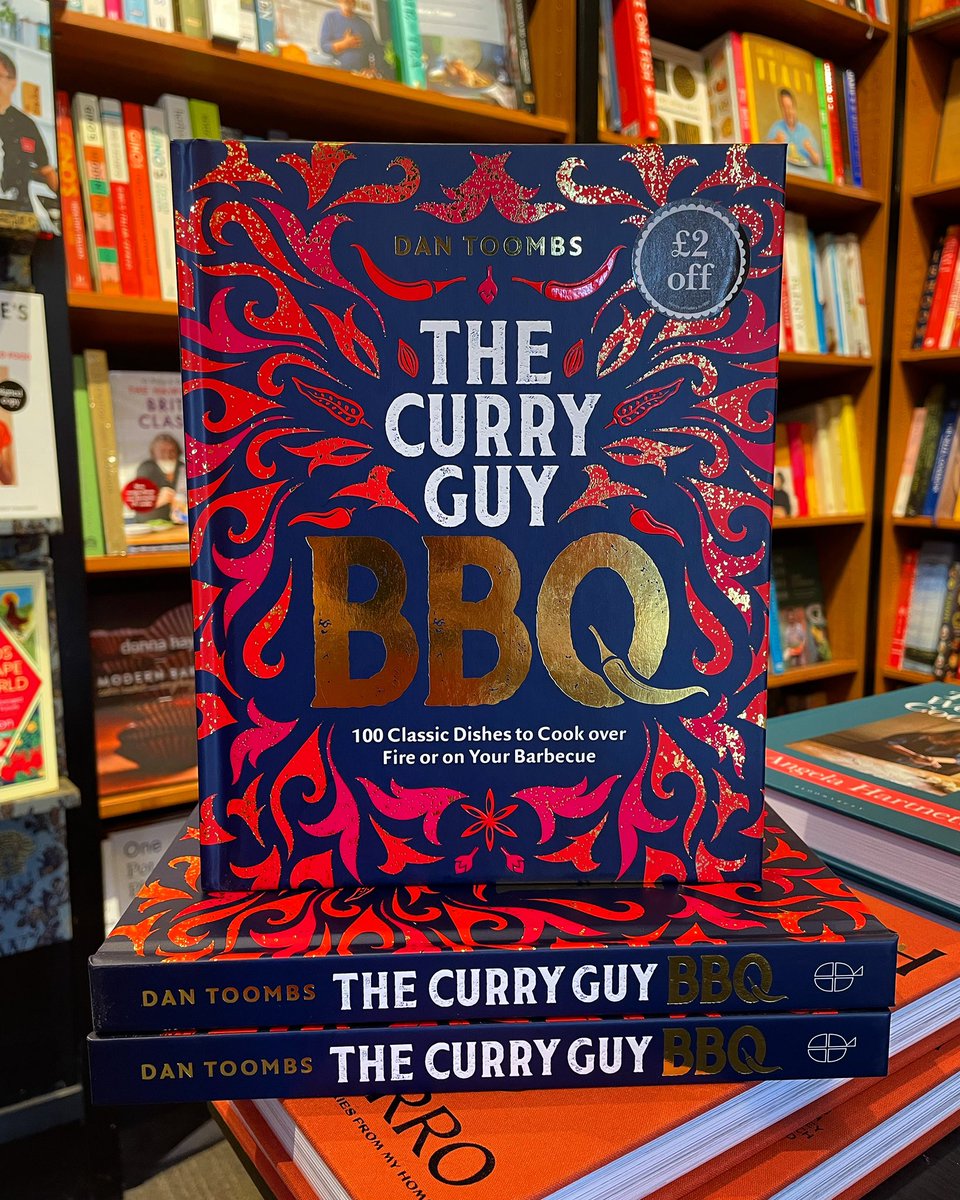 There’s still time to grab some last minute bits for Father’s Day. If you’re really smart and buy a cookbook then you’ll reap the rewards later 😉 The Curry Guy BBQ is a great place to start!

#waterstones #haywardsheath <a href="/TheCurryGuy/">The Curry Guy</a> <a href="/QuadrilleBooks/">Quadrille Publishing</a>
