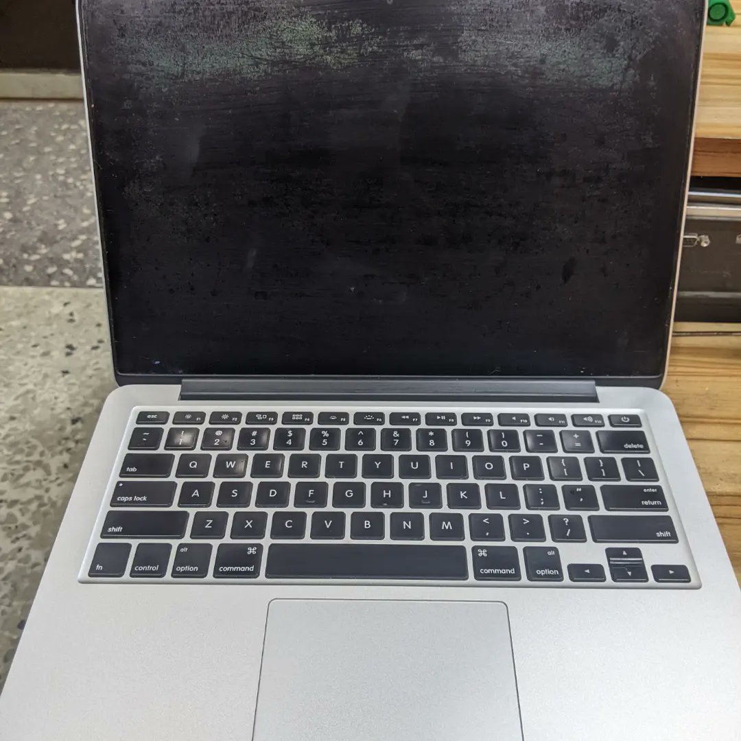 dspcomputer's tweet image. I like Apple 🍎😀. MacBook Pro 2014. 8gb ram. 128gb SSD. Core i5. 13.3" screen for *240k*. Call 08059307096 or DM for this or others.
#dspcomputers
#macbookpro2014
#apple
dspcomputers.com.ng